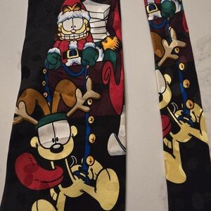 Garfield Christmas Tie